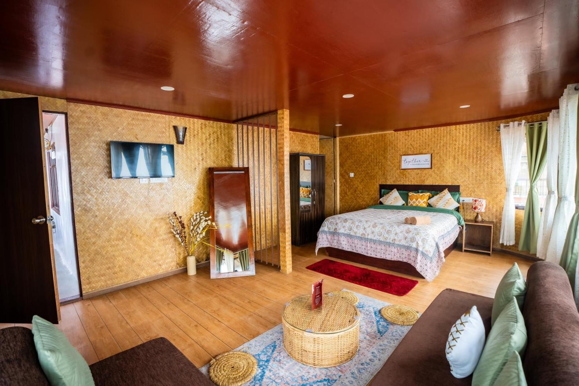 Monratino Himadrie -2 Mins Walk From Mall Road - All Rooms Have Kanchenjunga Mountain View ดาร์จีลิง ภายนอก รูปภาพ