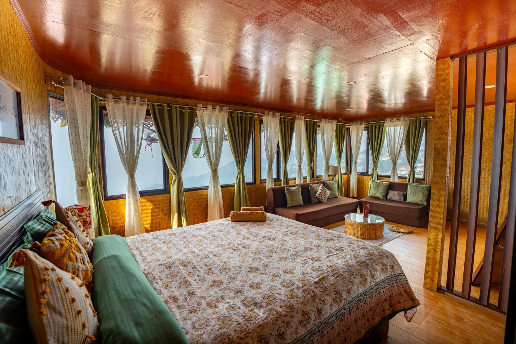 Monratino Himadrie -2 Mins Walk From Mall Road - All Rooms Have Kanchenjunga Mountain View ดาร์จีลิง ภายนอก รูปภาพ