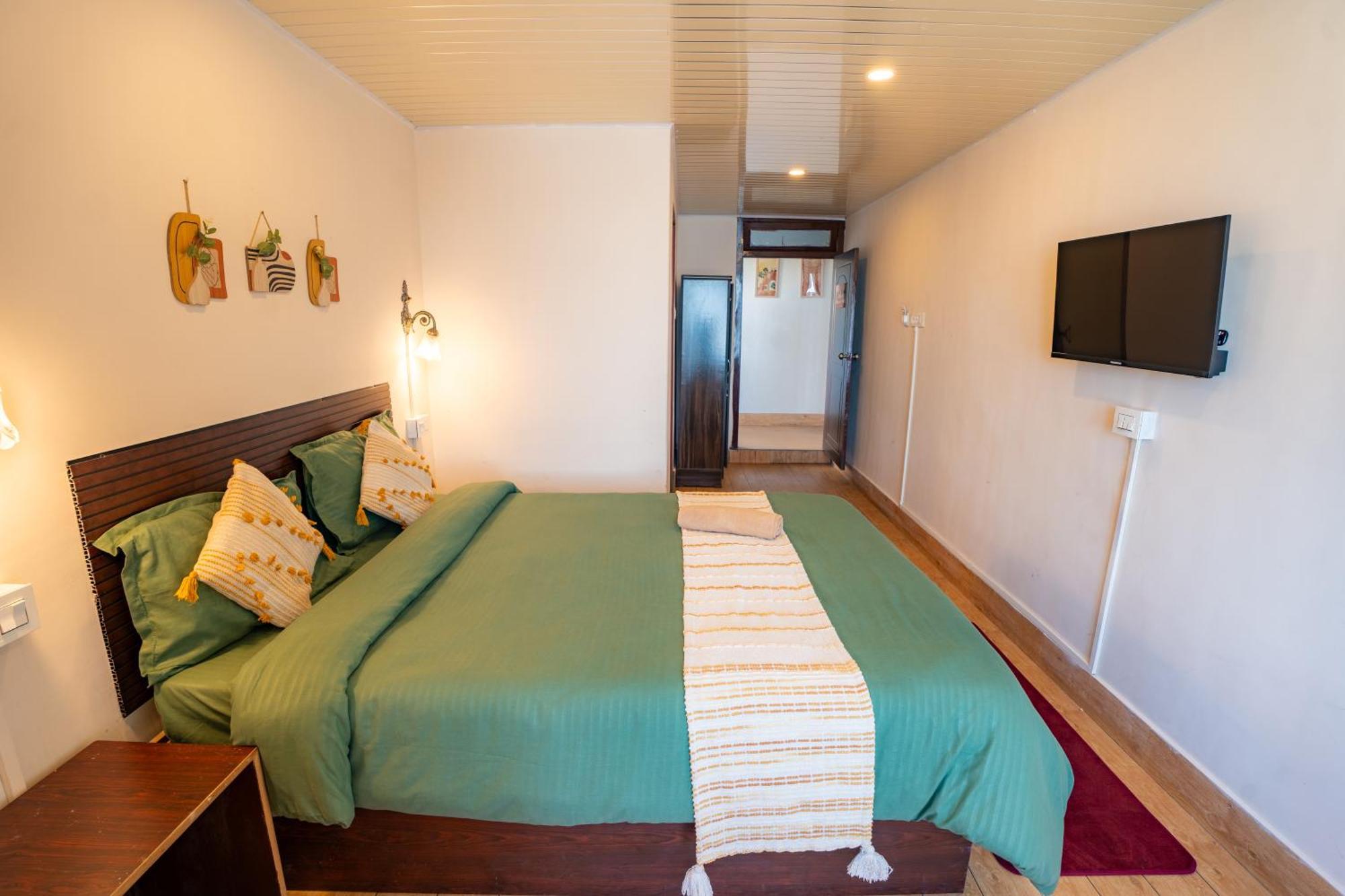 Monratino Himadrie -2 Mins Walk From Mall Road - All Rooms Have Kanchenjunga Mountain View ดาร์จีลิง ภายนอก รูปภาพ