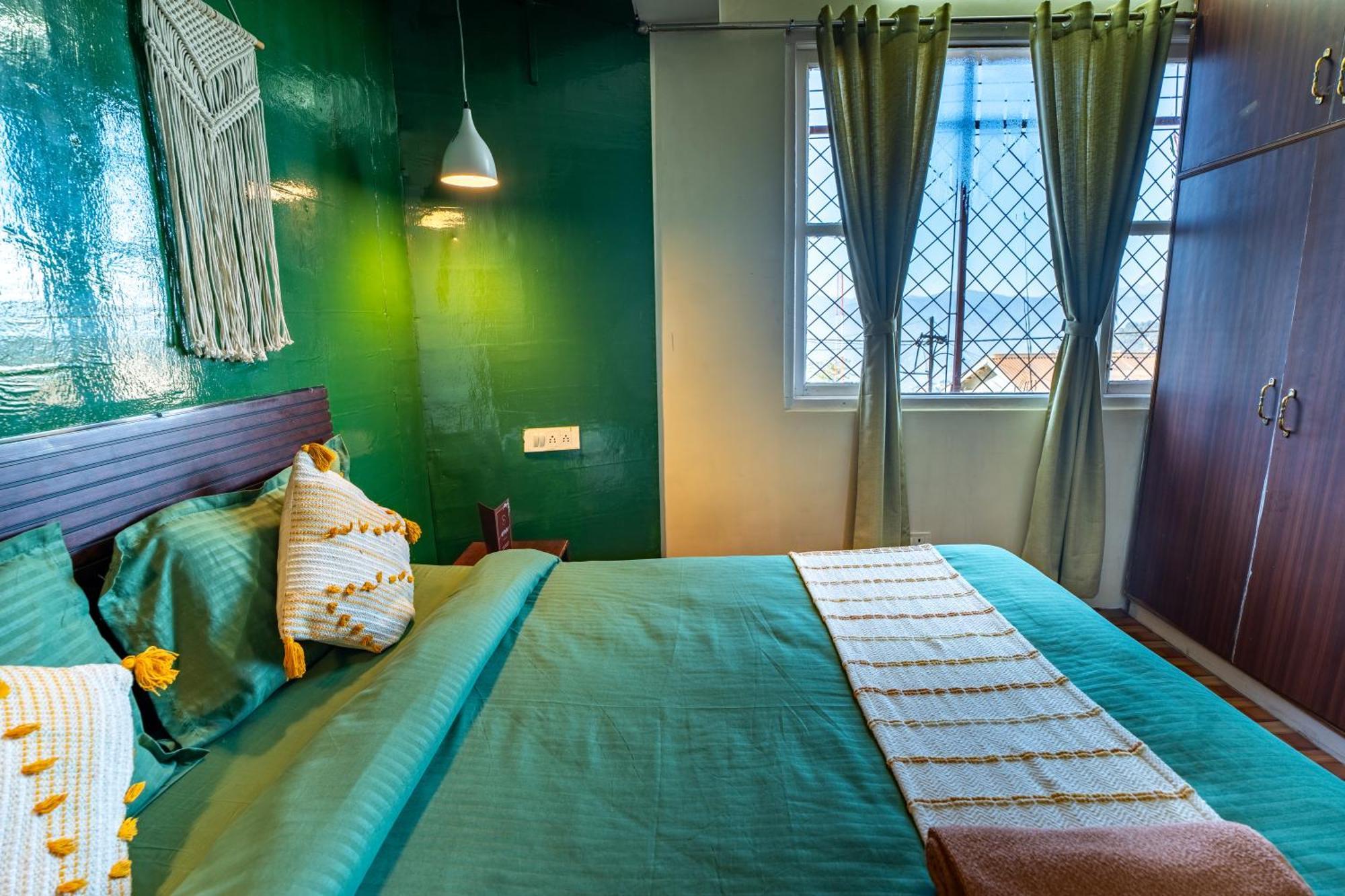 Monratino Himadrie -2 Mins Walk From Mall Road - All Rooms Have Kanchenjunga Mountain View ดาร์จีลิง ภายนอก รูปภาพ