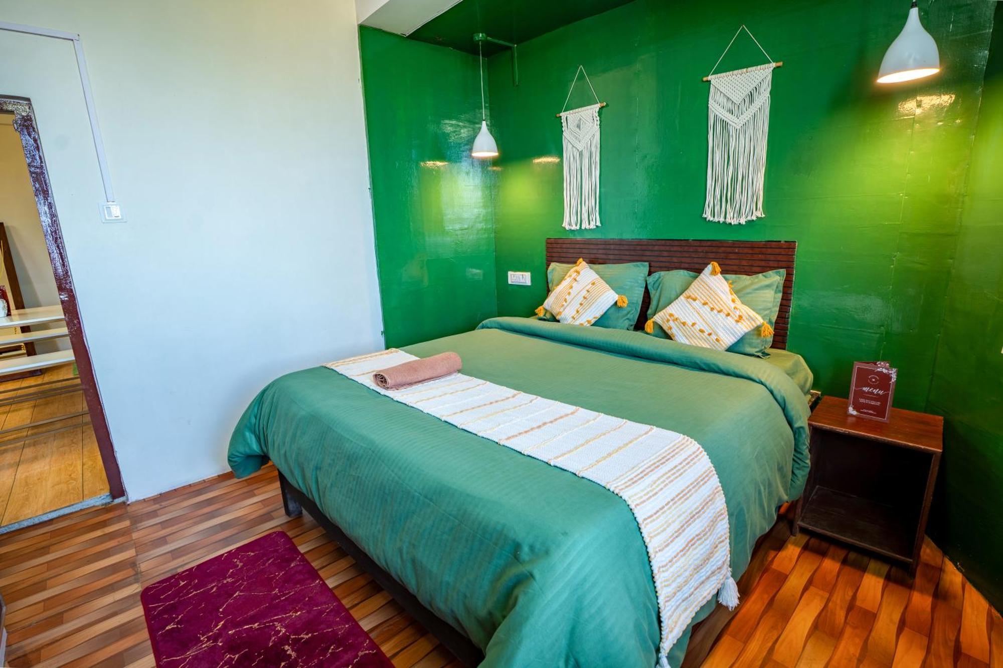 Monratino Himadrie -2 Mins Walk From Mall Road - All Rooms Have Kanchenjunga Mountain View ดาร์จีลิง ภายนอก รูปภาพ