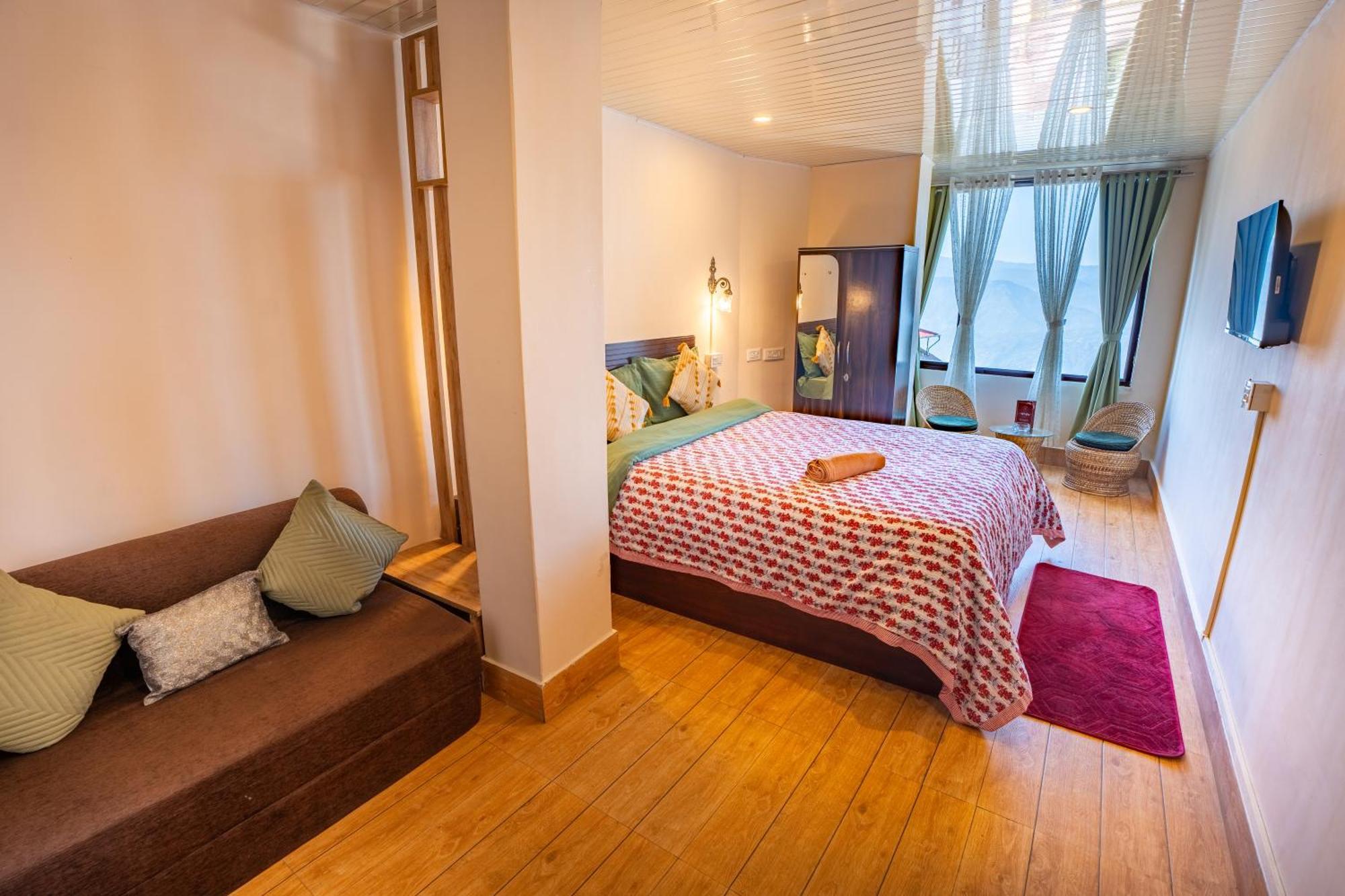 Monratino Himadrie -2 Mins Walk From Mall Road - All Rooms Have Kanchenjunga Mountain View ดาร์จีลิง ภายนอก รูปภาพ